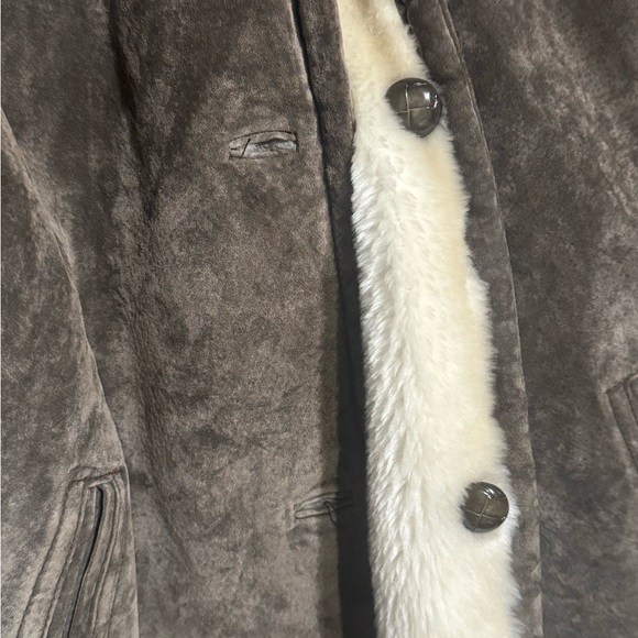 Beyond Sports California Leather Suede Jacket - Picture 7 of 11